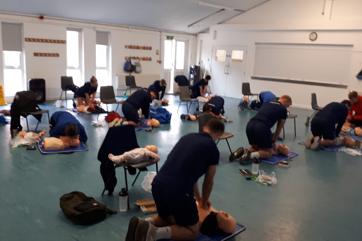 Our practical first aid courses in Cambridgeshire responsibly continue throughout lockdown 3